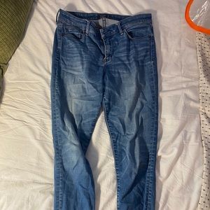 Abercrombie jeans w a frayed edge